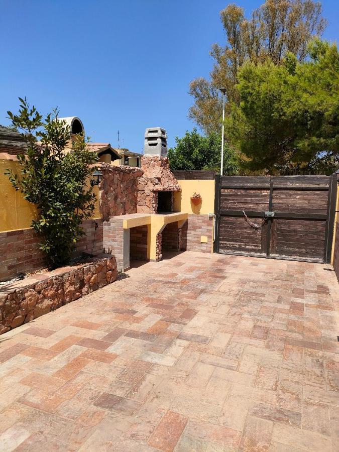 Casa Laura, Quartu Sant'Elena Villa Su Forti Eksteriør bilde